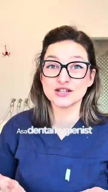 Die in Norwegen zugelassene Dentalhygienikerin Denisa Romanescu erklärt, worauf es bei einer Zahnbürste ankommt