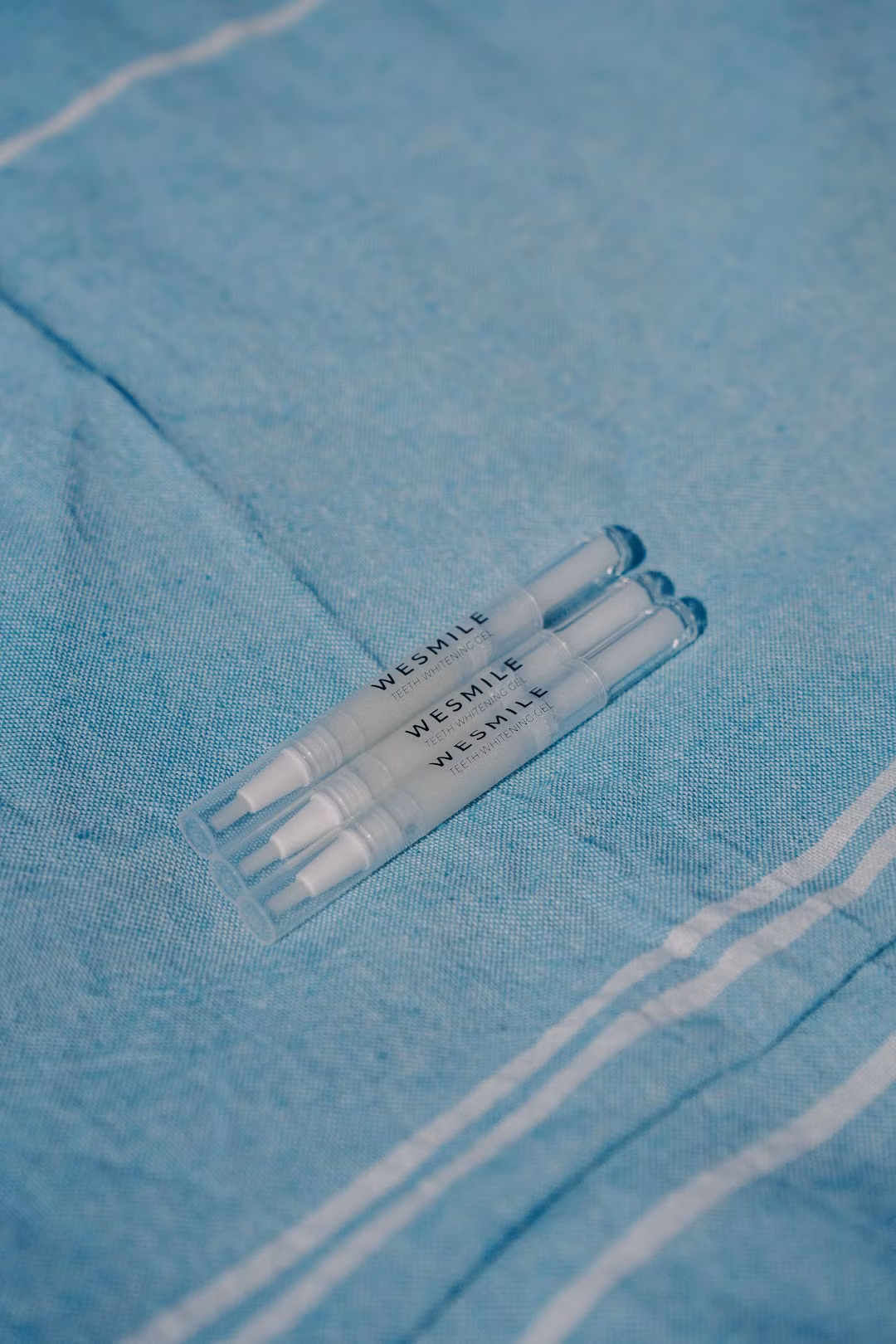 Gel-Spritzen auf einem Handtuch